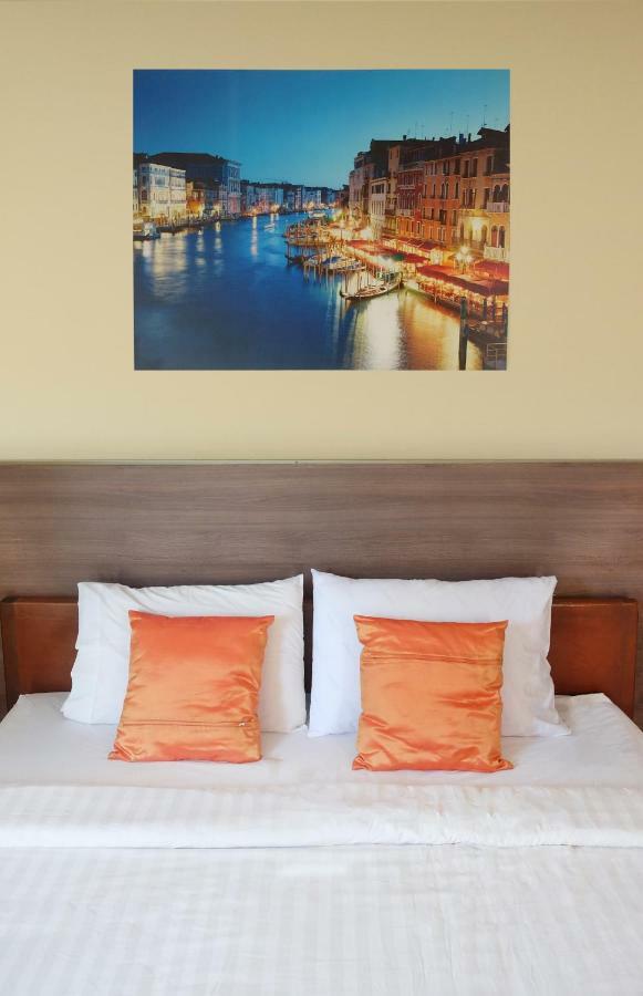 Hotel De Coo チエンマイ エクステリア 写真